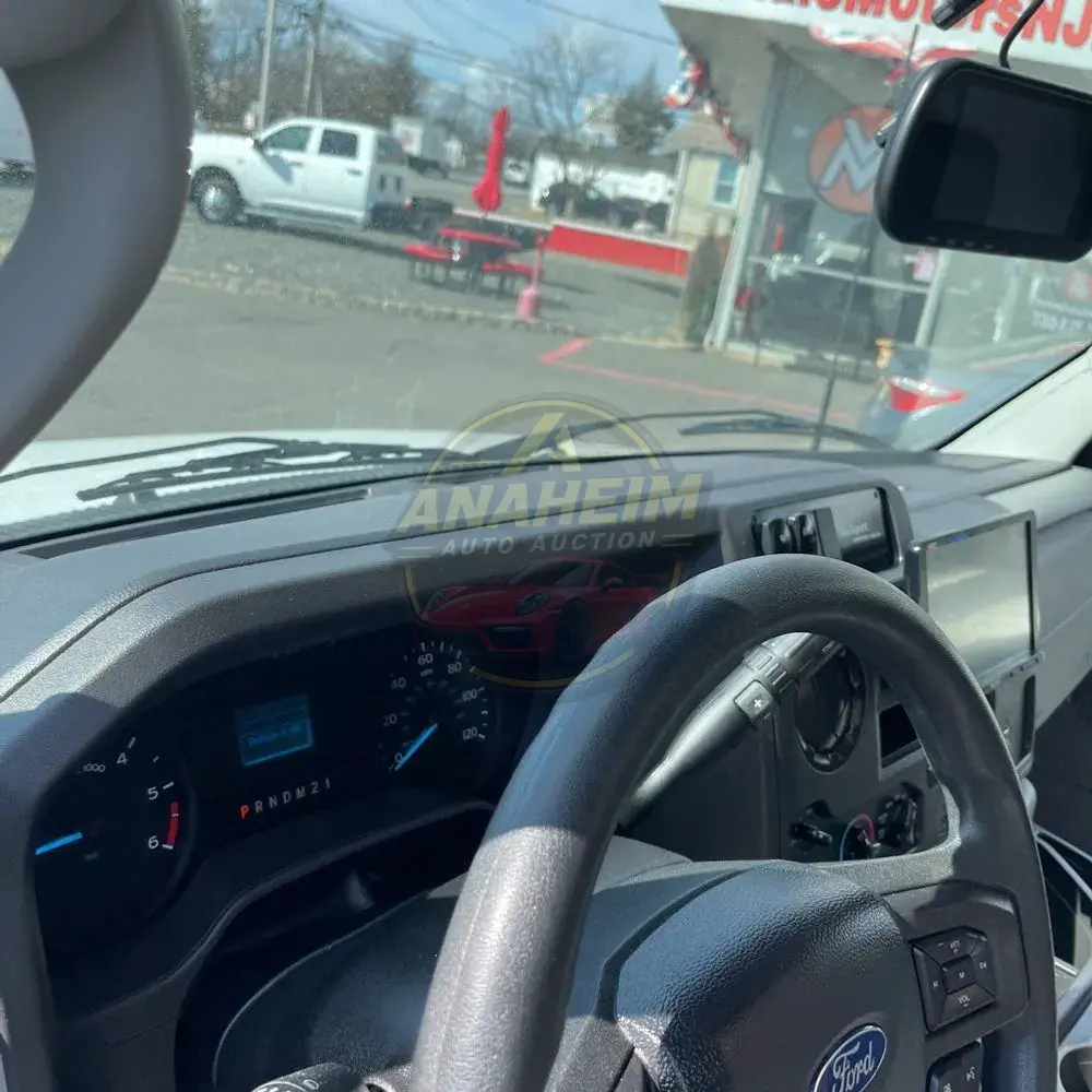 2023 Ford E-Series E-350 SD