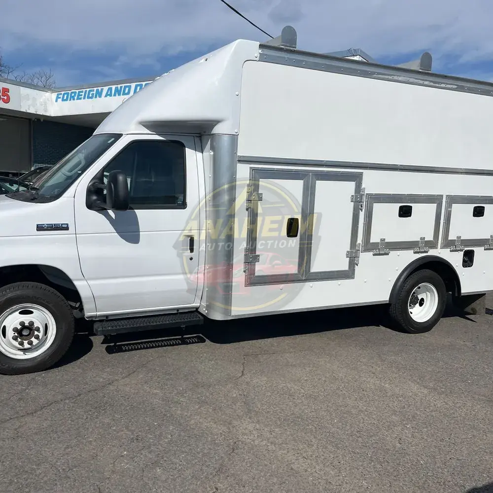 2023 Ford E-Series E-350 SD