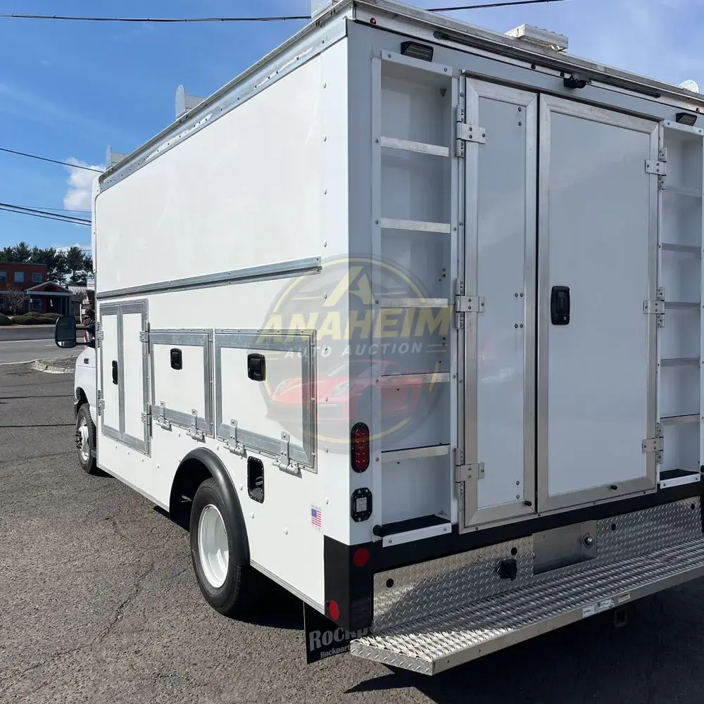 2023 Ford E-Series E-350 SD