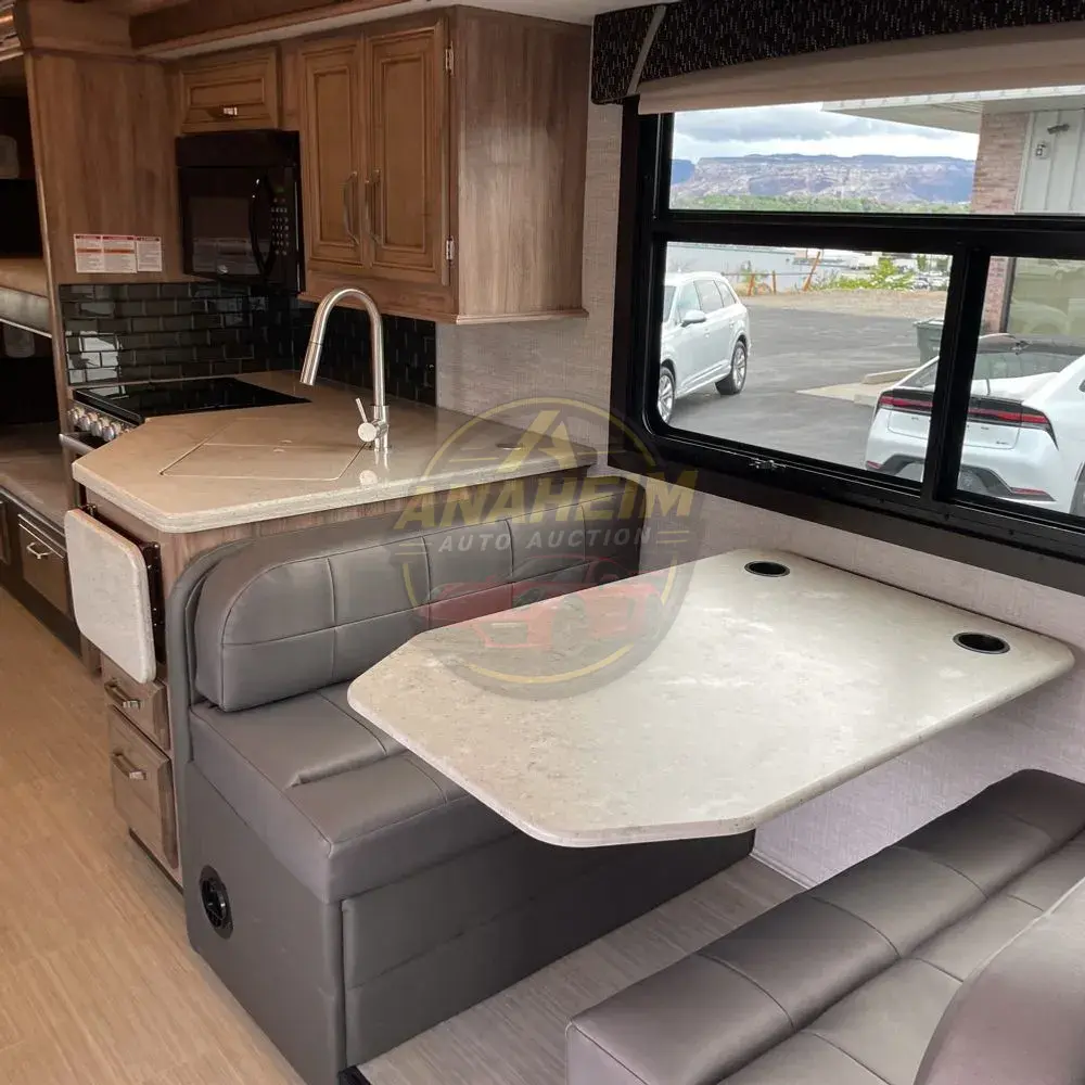2021 Ford E-450 Cutaway