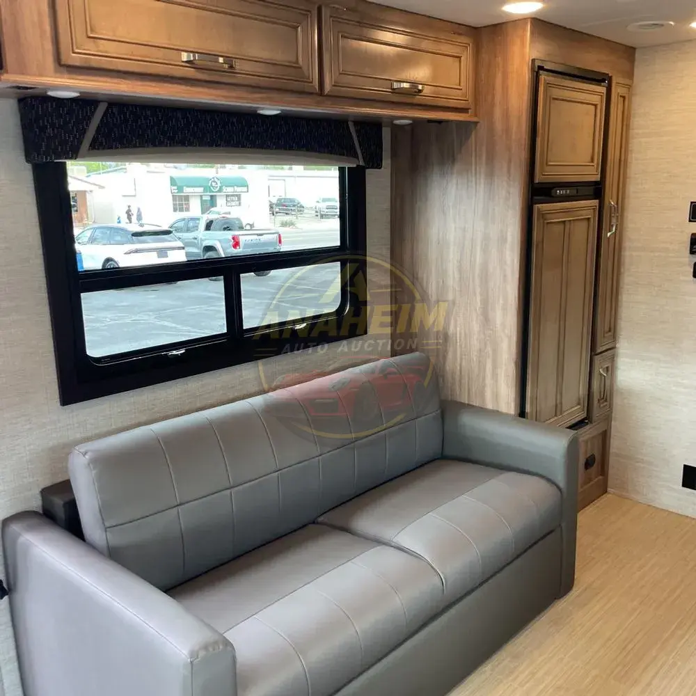 2021 Ford E-450 Cutaway
