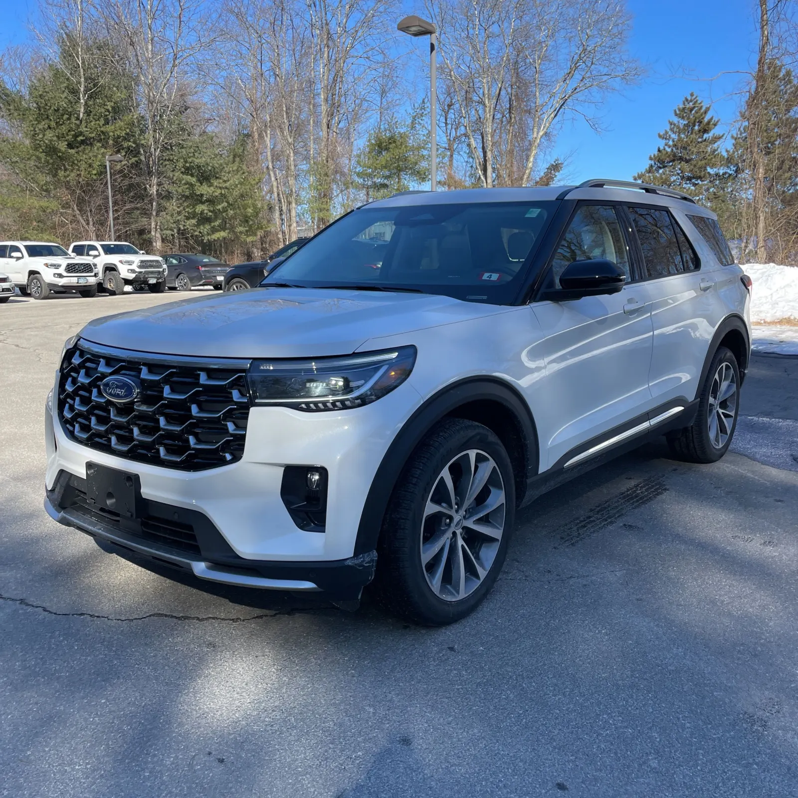 2025 Ford Explorer Platinum