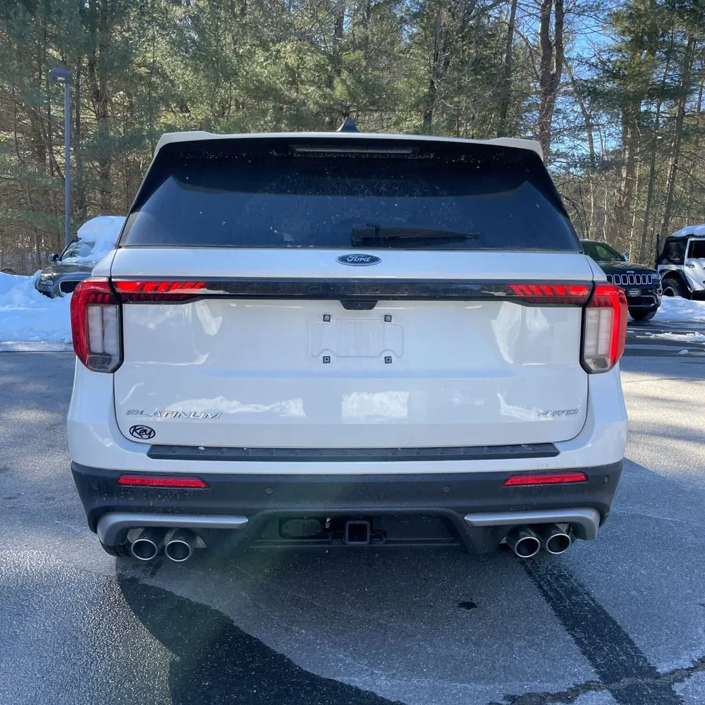 2025 Ford Explorer Platinum