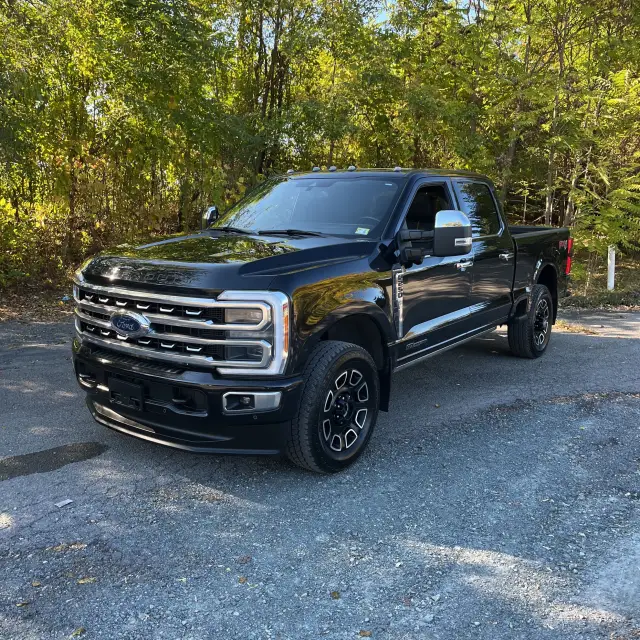 2023 Ford F250 S/D Platinum