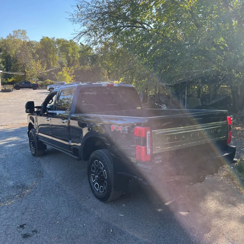 2023 Ford F250 S/D Platinum