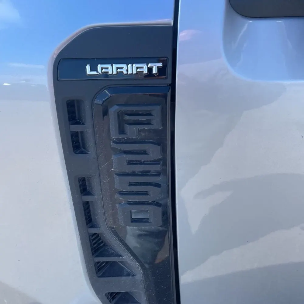 2023 Ford F-250 Super Duty LARIAT