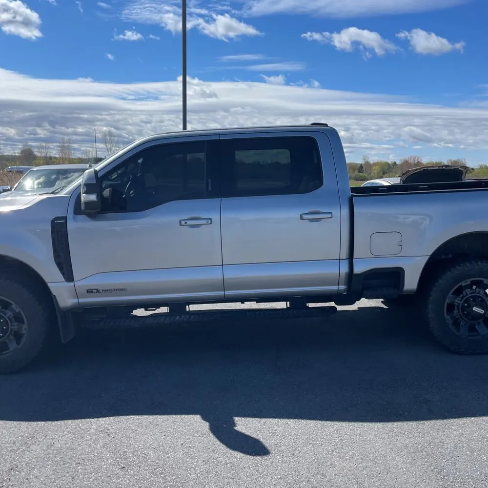 2023 Ford F-250 Super Duty LARIAT
