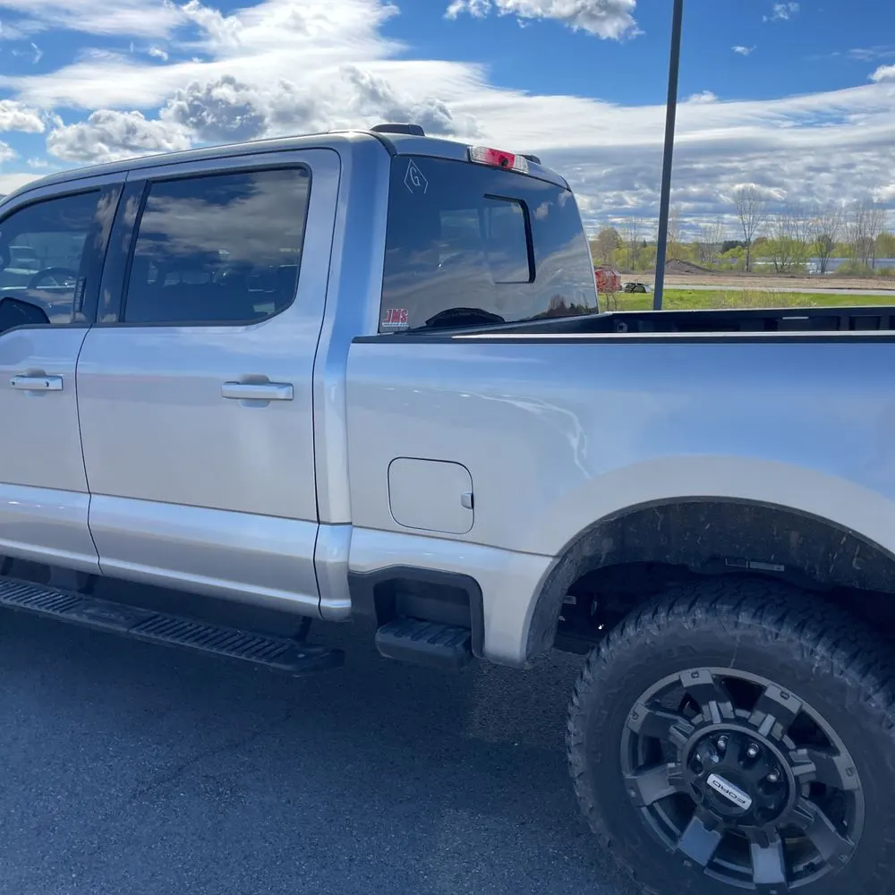 2023 Ford F-250 Super Duty LARIAT