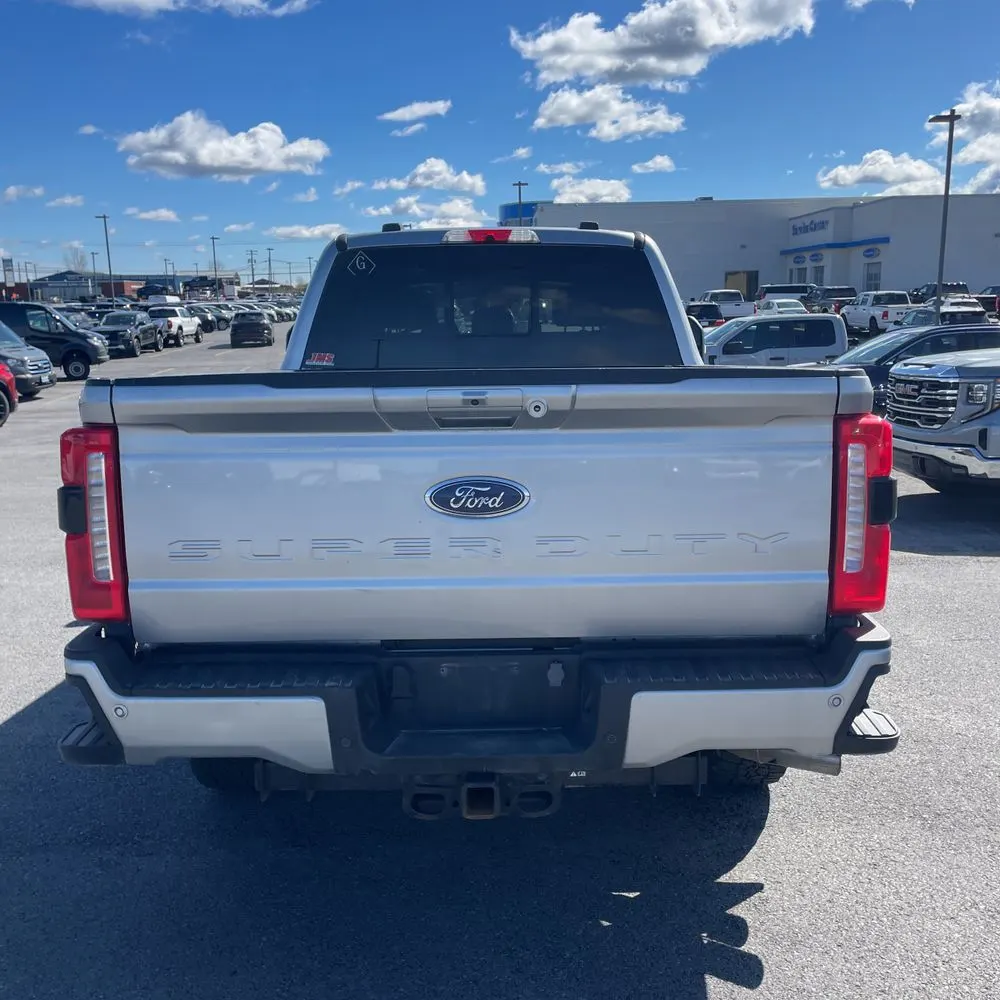 2023 Ford F-250 Super Duty LARIAT