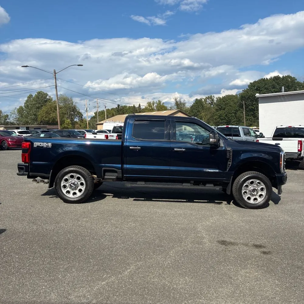 2024 Ford F250 S/D Lariat