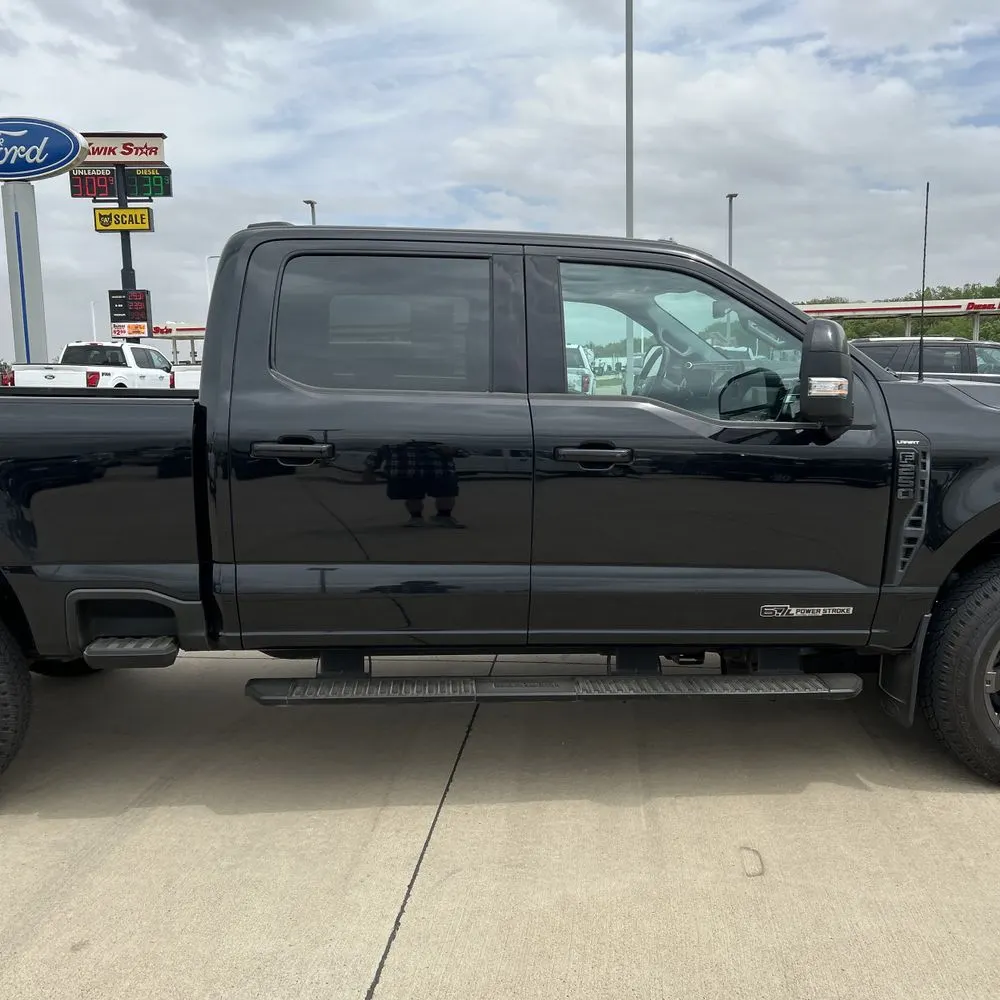 2023 Ford F250 S/D Lariat