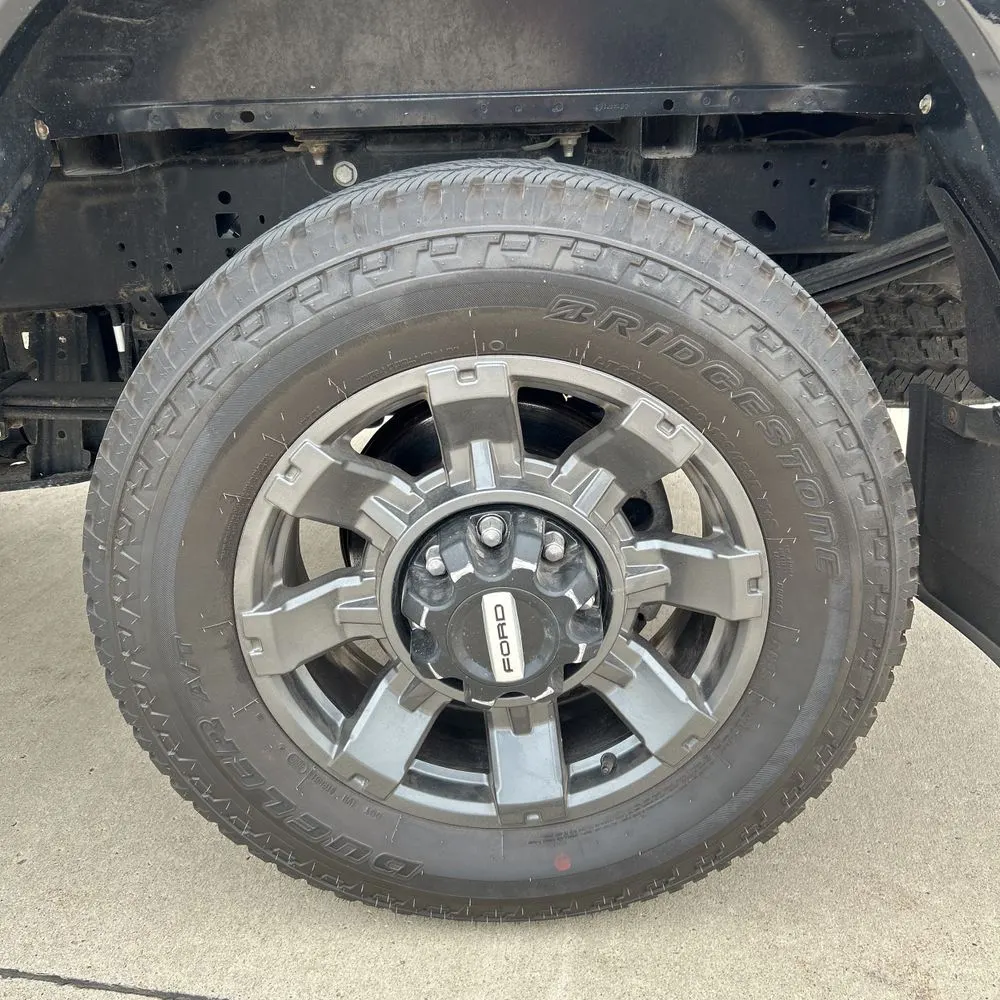 2023 Ford F250 S/D Lariat