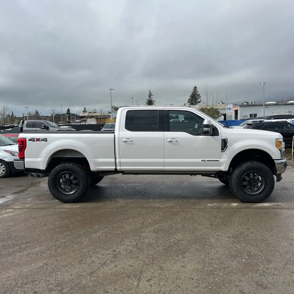 2017 Ford F-250 Super Duty Lariat