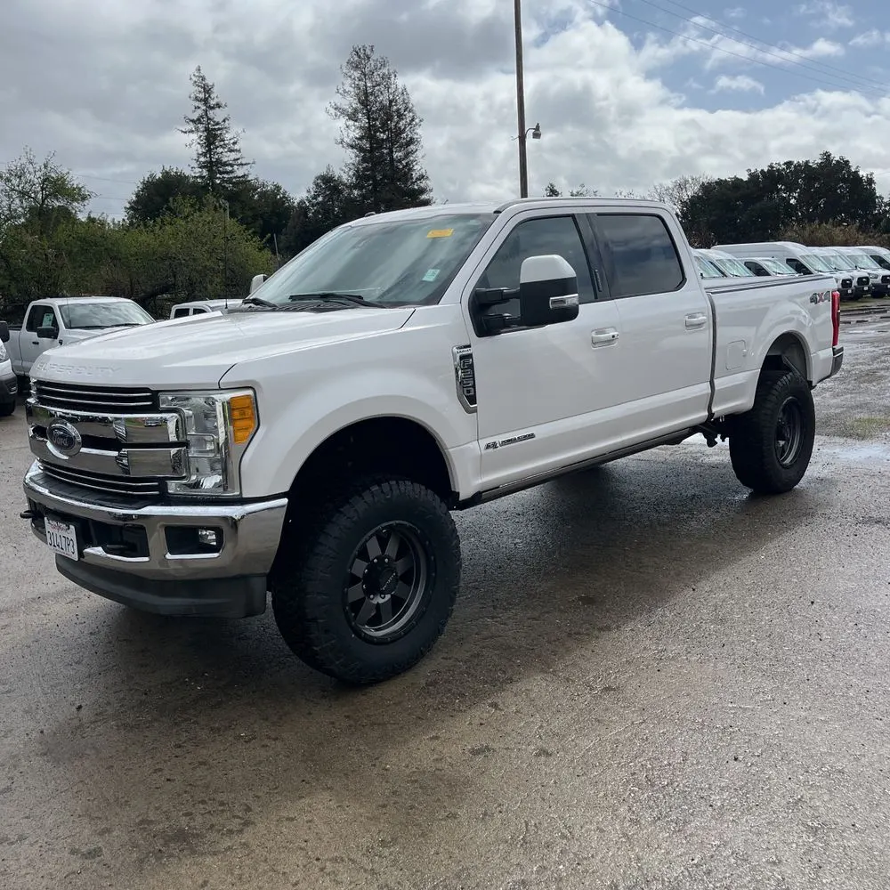 2017 Ford F-250 Super Duty Lariat