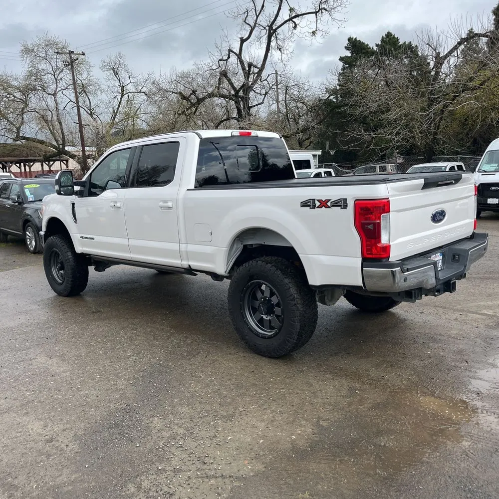 2017 Ford F-250 Super Duty Lariat