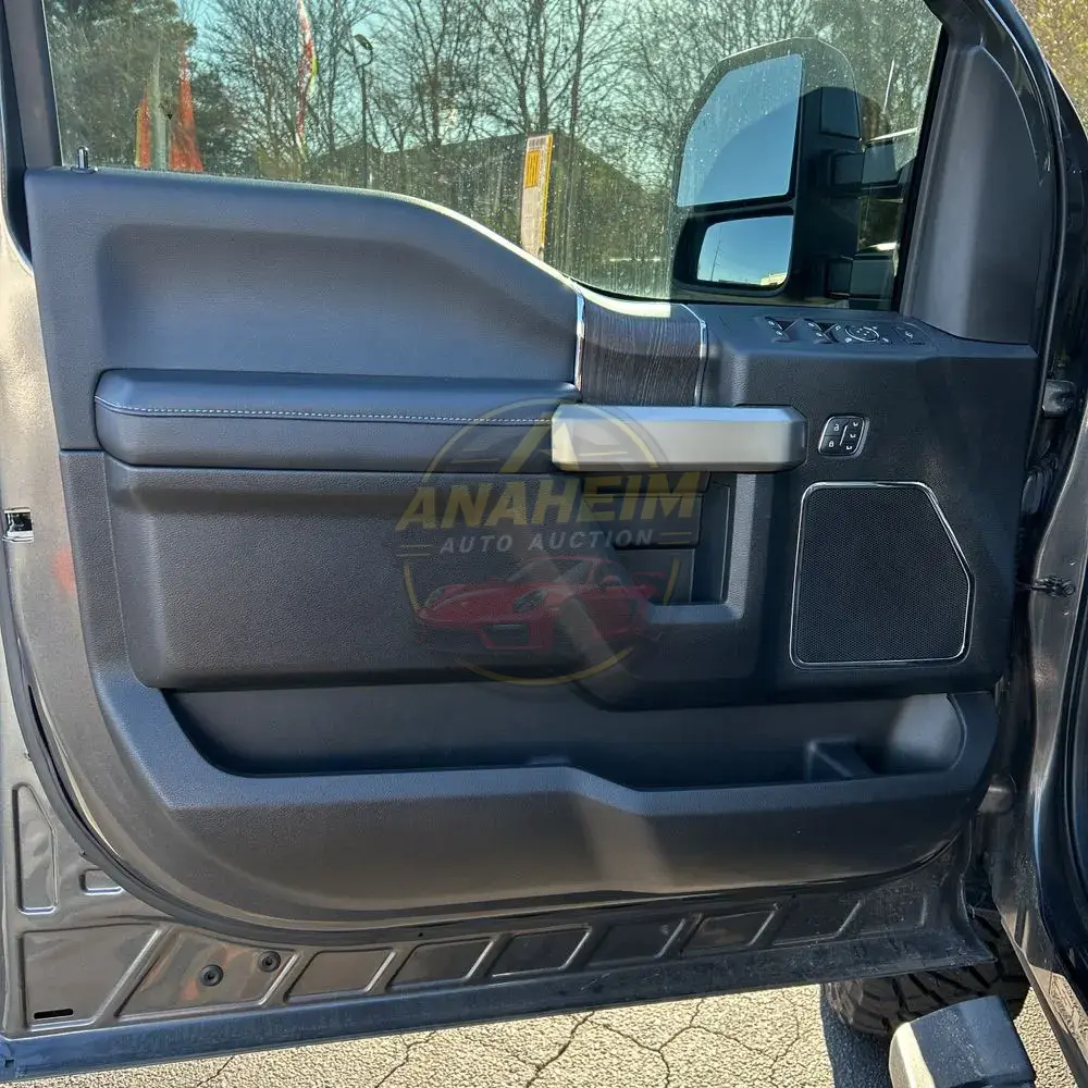 2020 Ford F-250 Super Duty Lariat