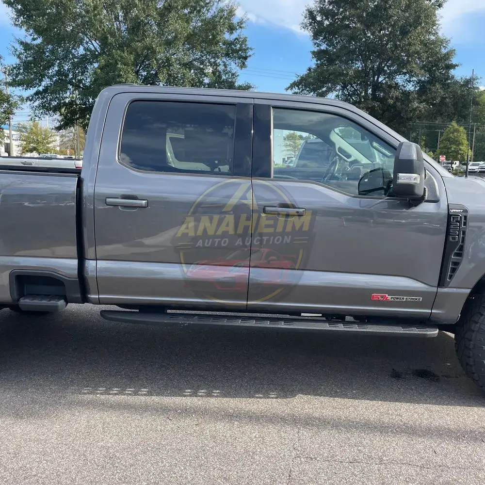 2023 Ford F250 S/D Lariat