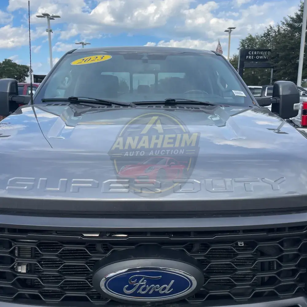 2023 Ford F250 S/D Lariat