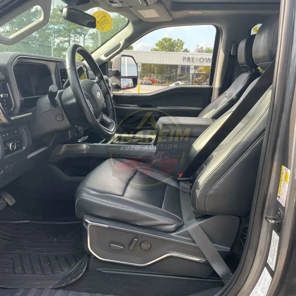 2023 Ford F250 S/D Lariat