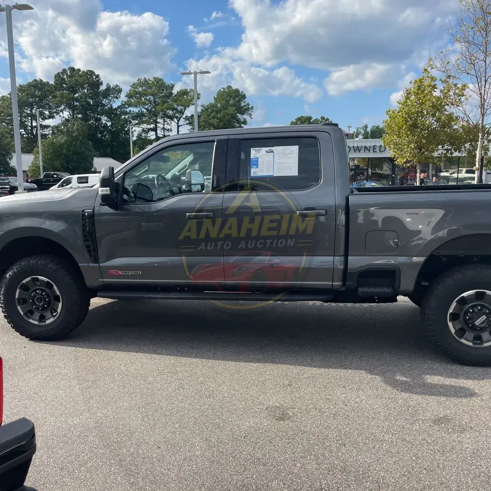 2023 Ford F250 S/D Lariat