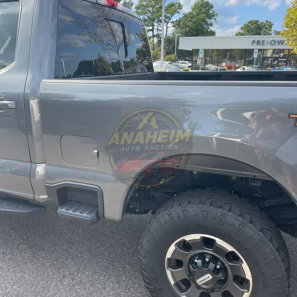 2023 Ford F250 S/D Lariat