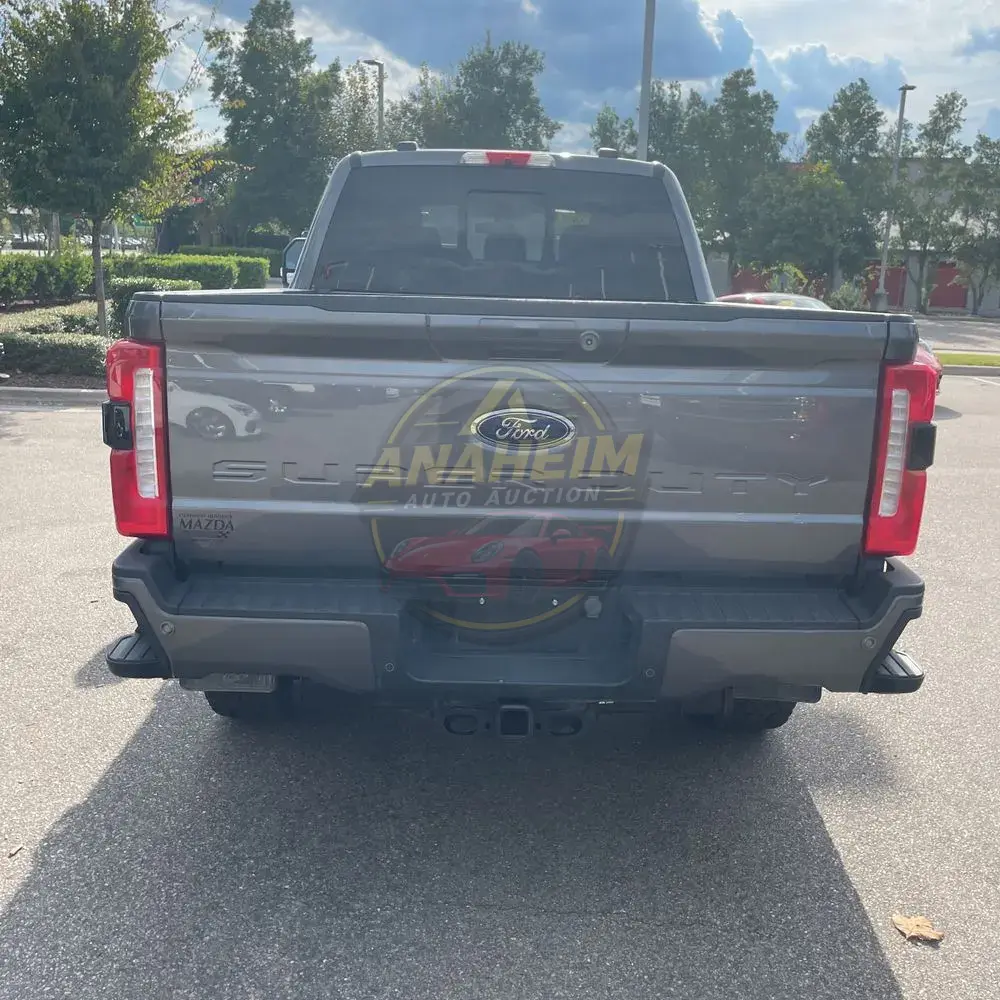 2023 Ford F250 S/D Lariat