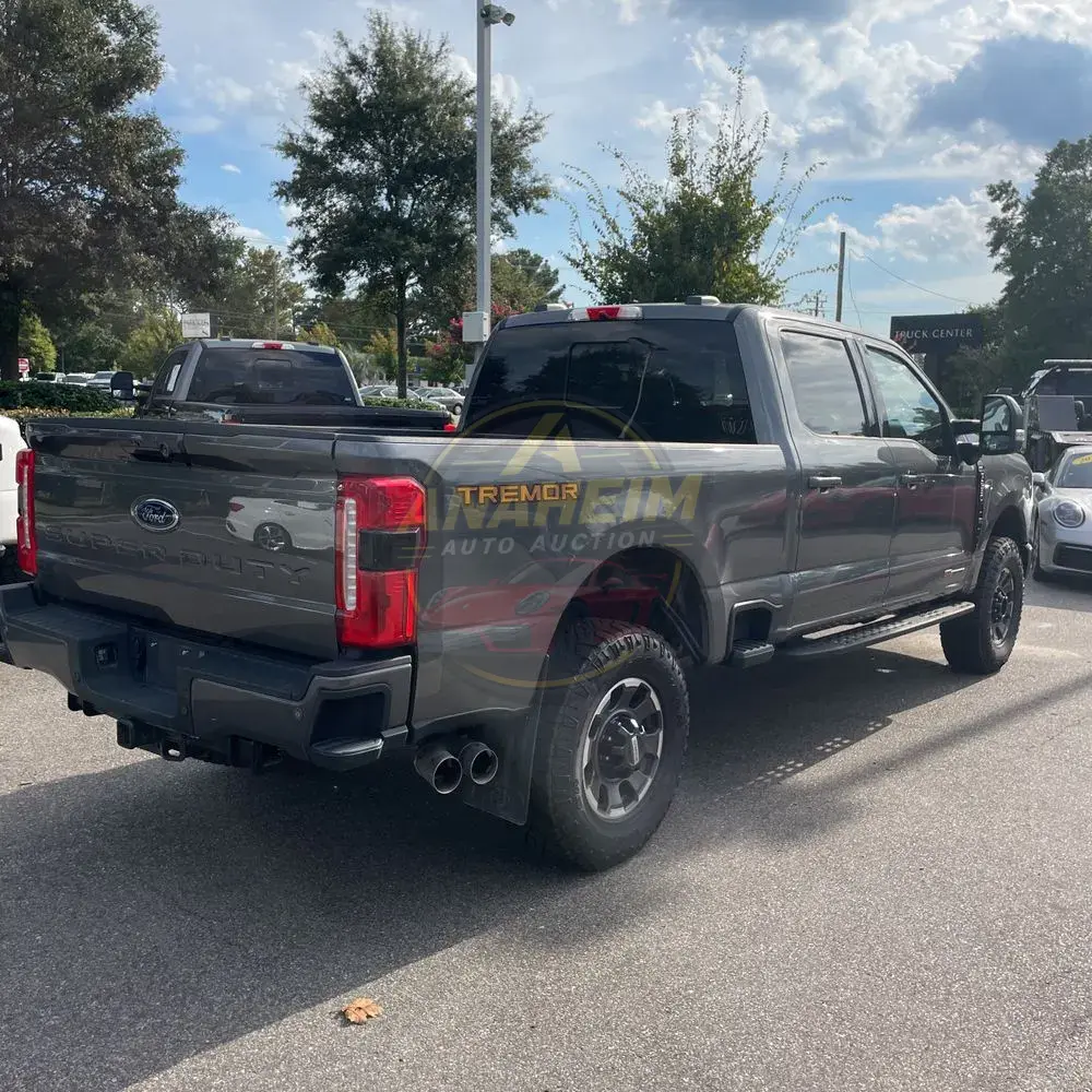 2023 Ford F250 S/D Lariat
