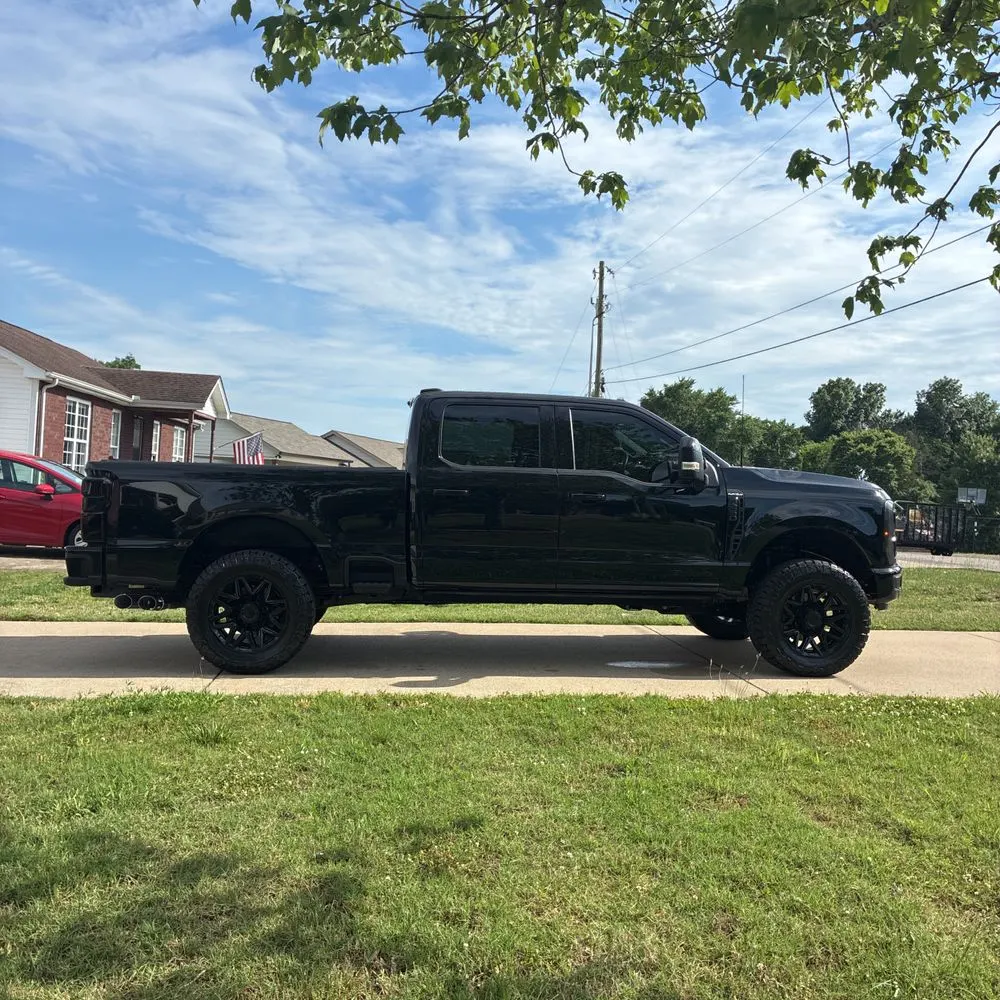 2025 Ford F-250 Super Duty Platinum