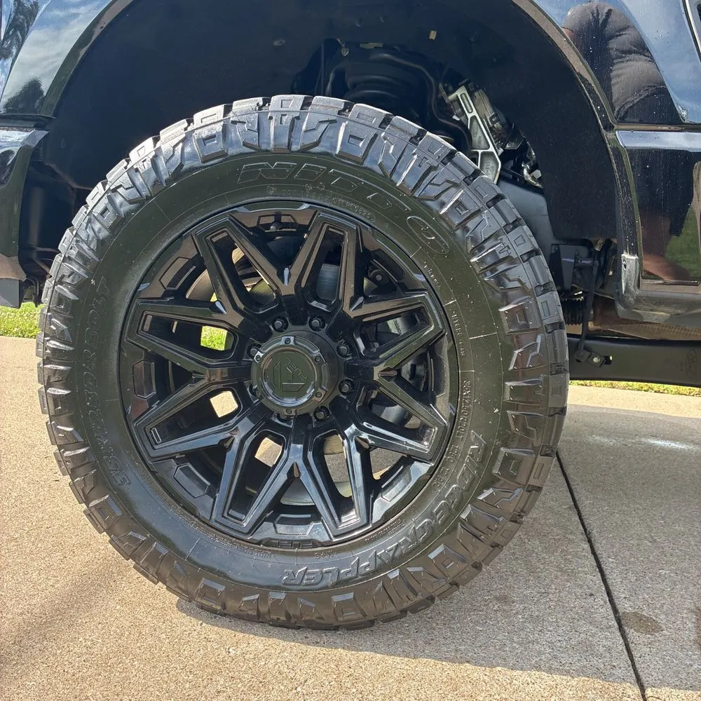 2025 Ford F-250 Super Duty Platinum