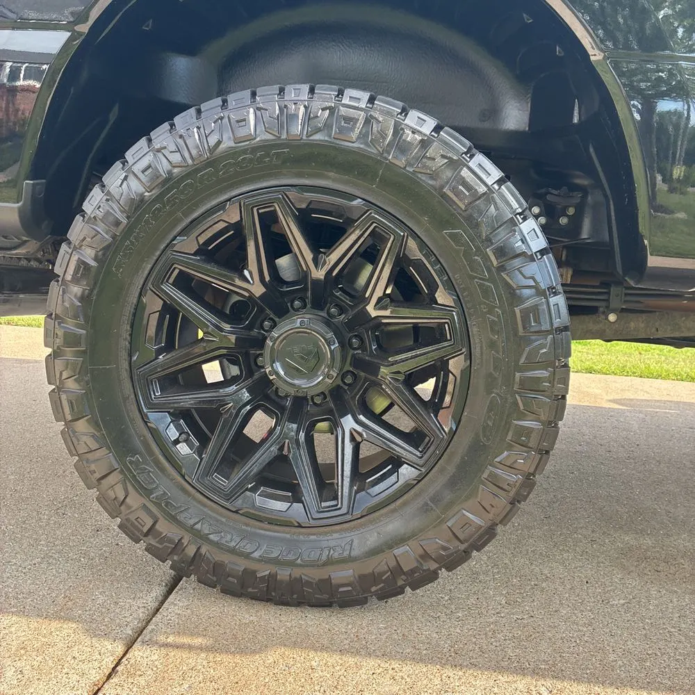 2025 Ford F-250 Super Duty Platinum