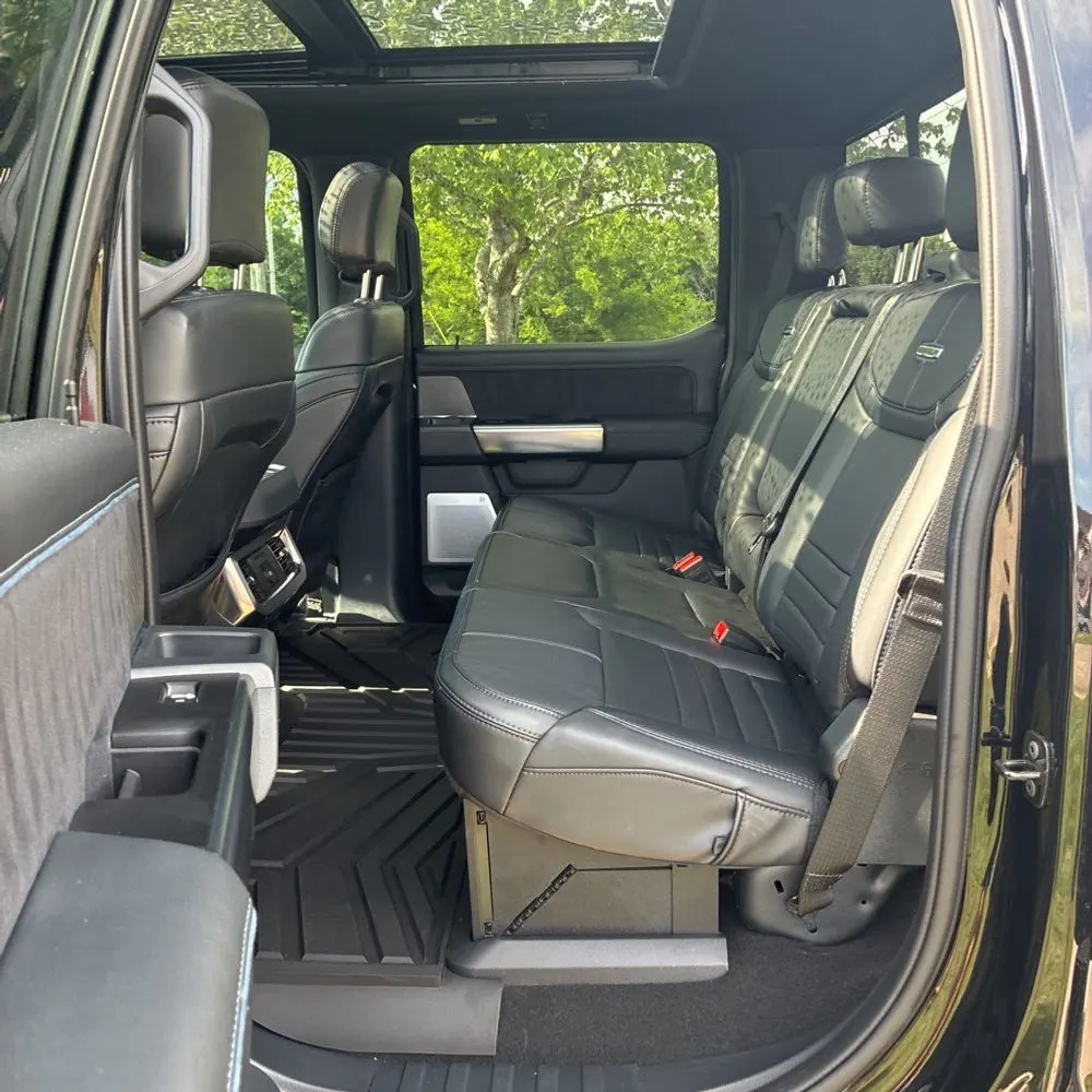 2025 Ford F-250 Super Duty Platinum