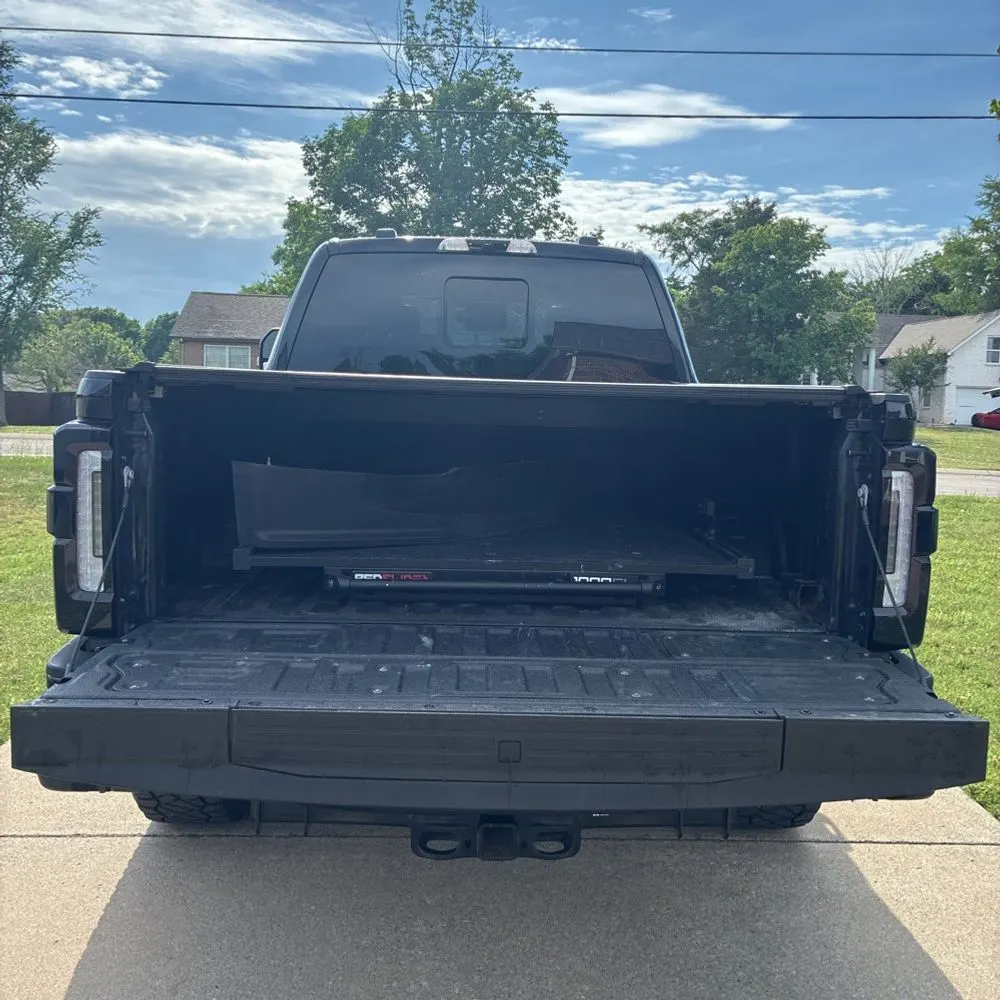 2025 Ford F-250 Super Duty Platinum