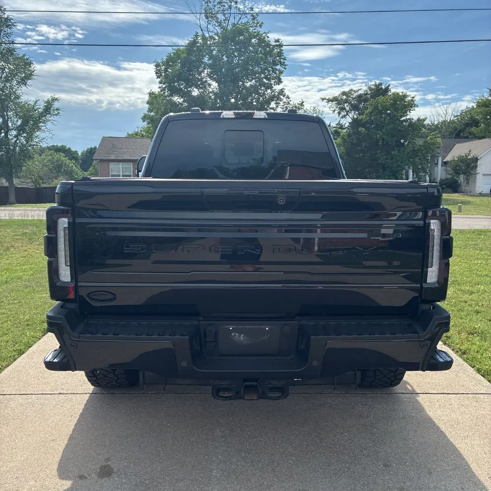 2025 Ford F-250 Super Duty Platinum