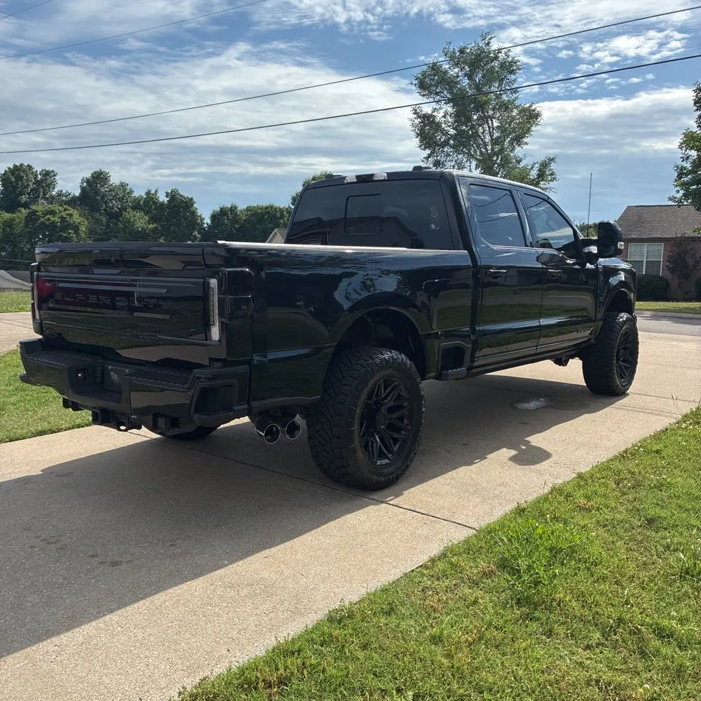 2025 Ford F-250 Super Duty Platinum