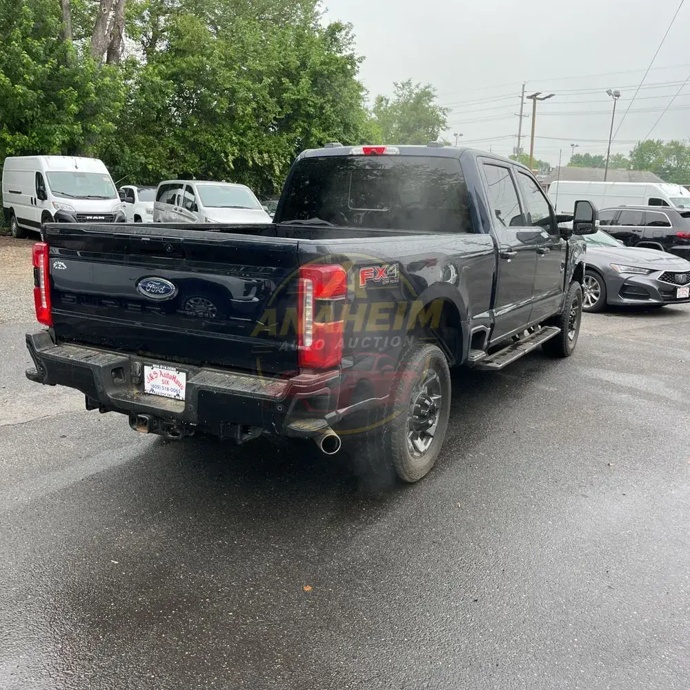 2023 Ford F-250 Super Duty Lariat