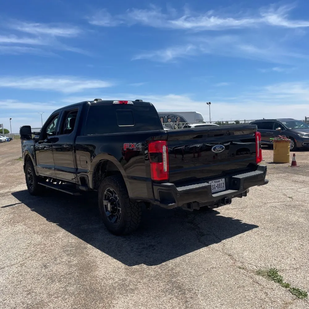 2023 Ford F-250 Super Duty Lariat