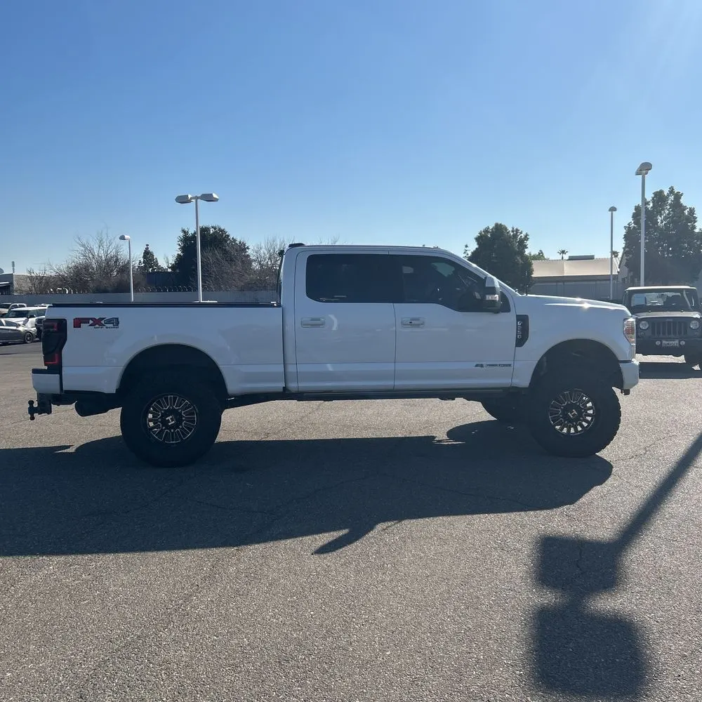 2022 Ford F250 S/D Lariat