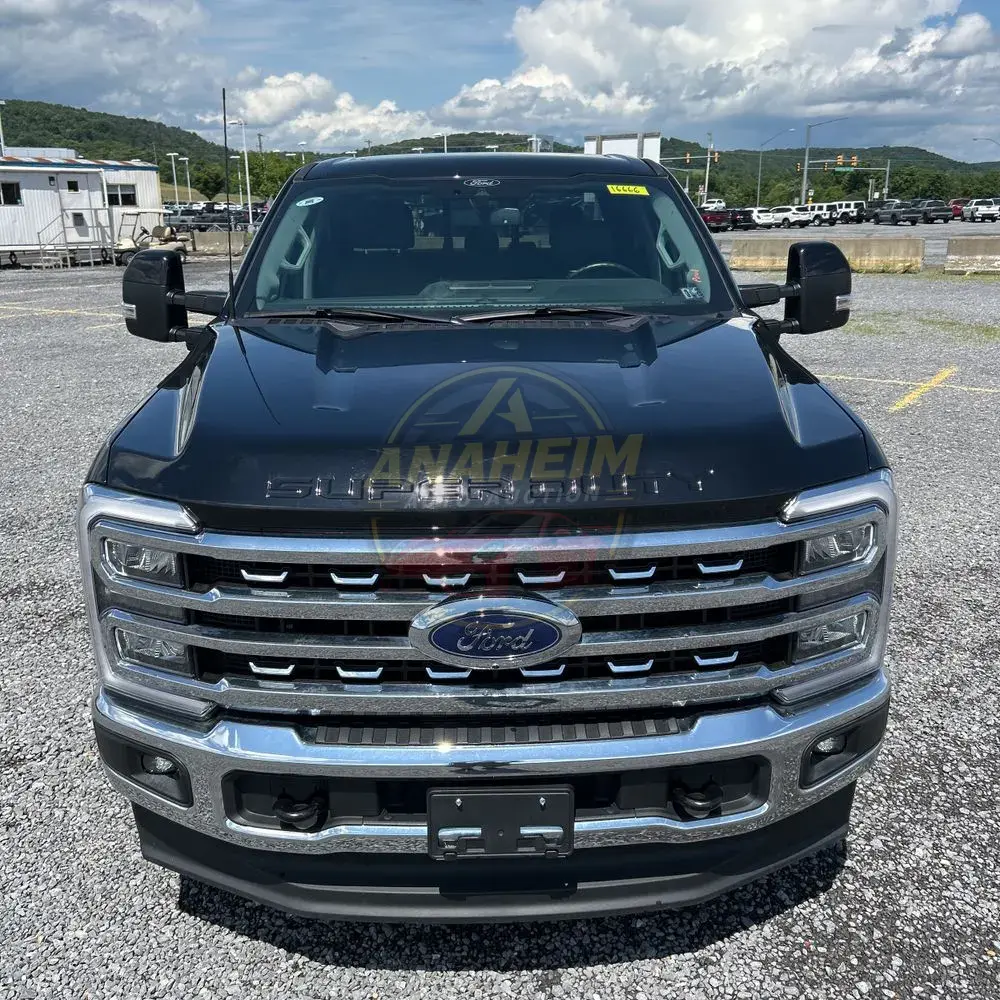 2024 Ford F350 S/D Lariat
