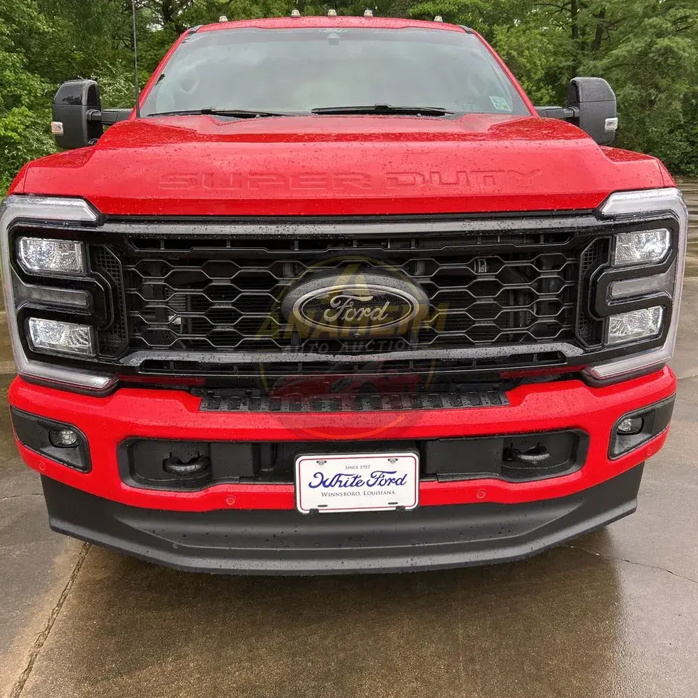 2025 Ford F-350 Super Duty Lariat