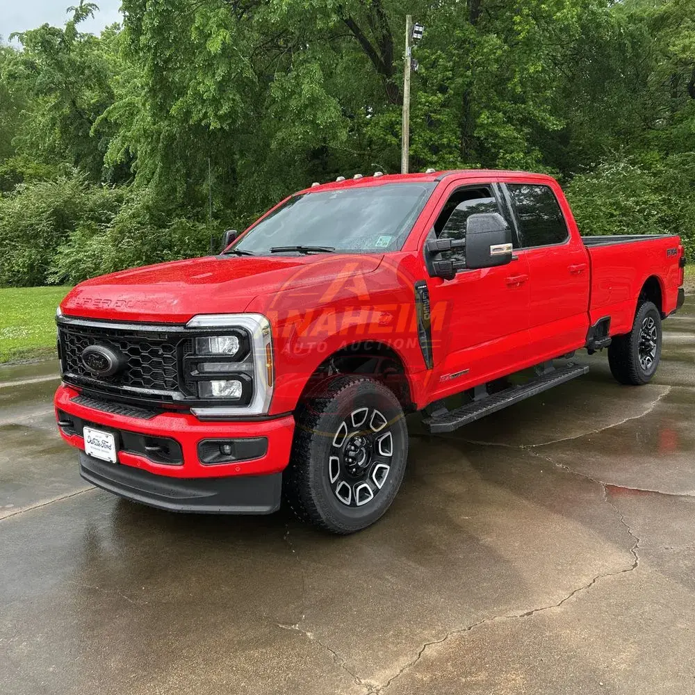 2025 Ford F-350 Super Duty Lariat