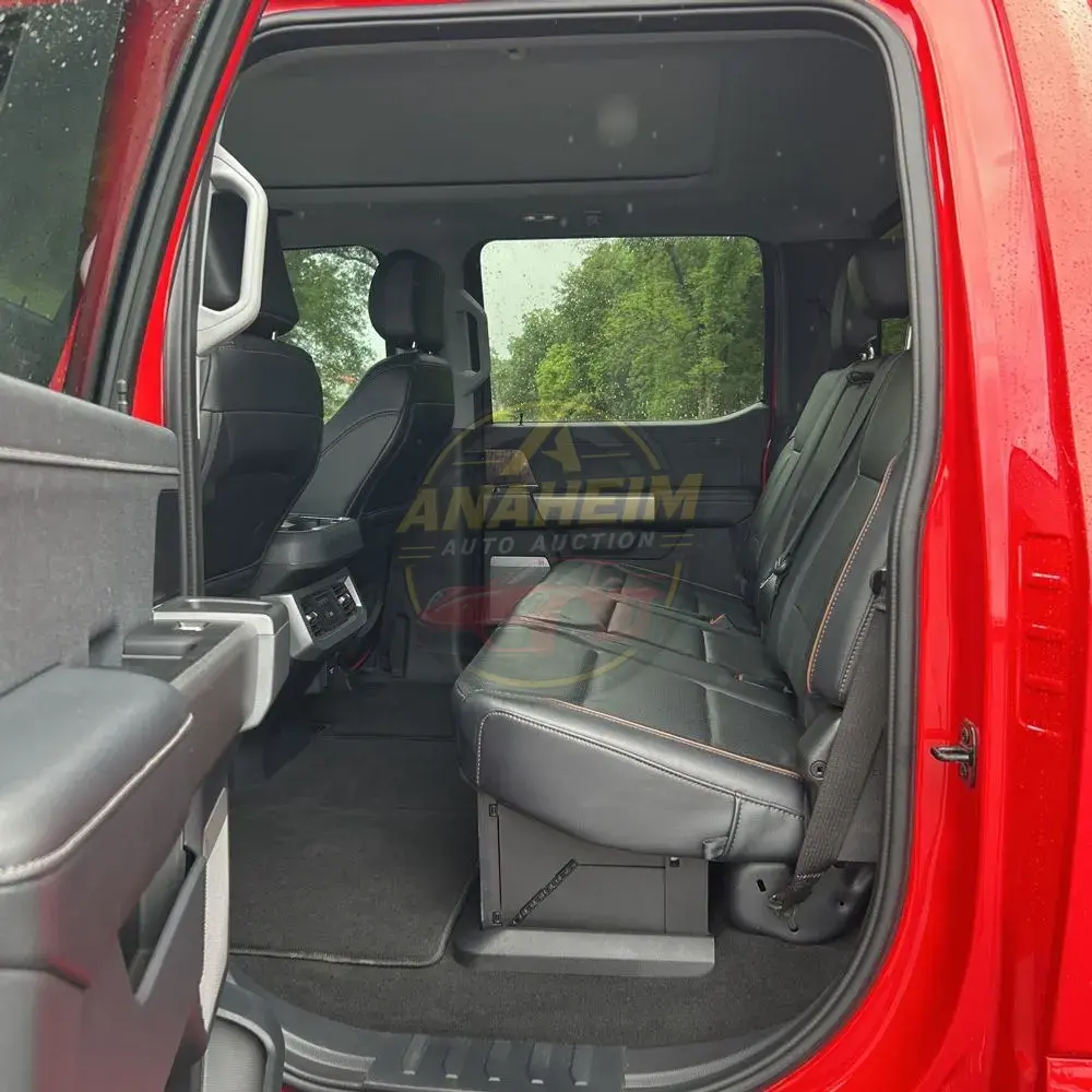 2025 Ford F-350 Super Duty Lariat