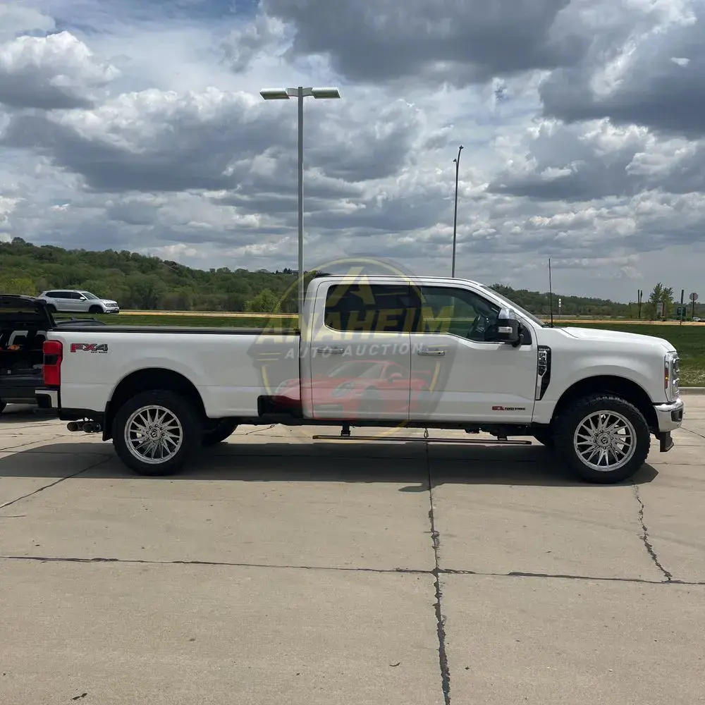2024 Ford F-350 Super Duty King Ranch