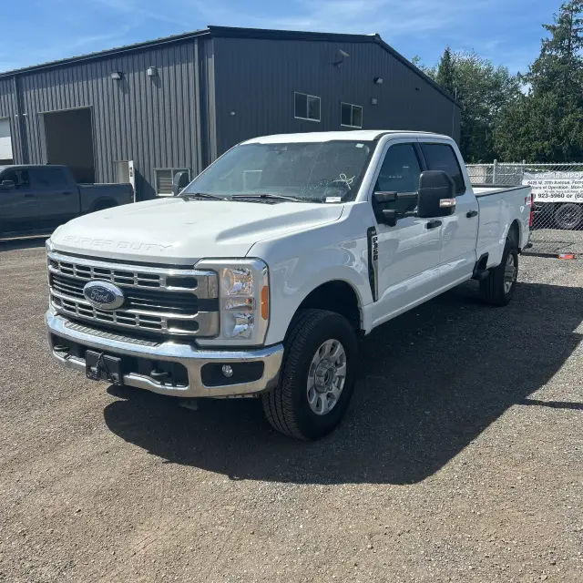 2023 Ford F-350 XLT