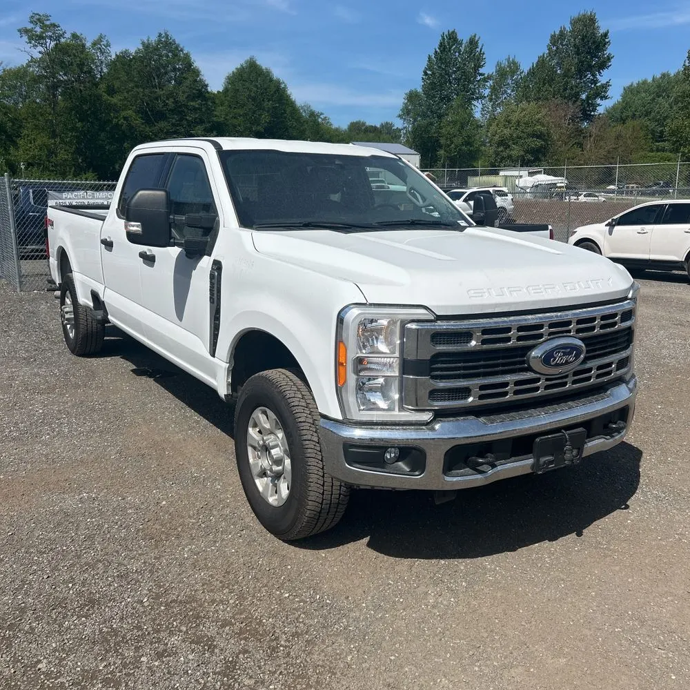 2023 Ford F-350 XLT