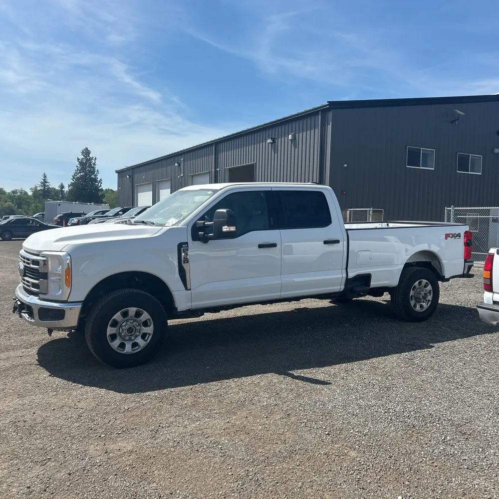 2023 Ford F-350 XLT