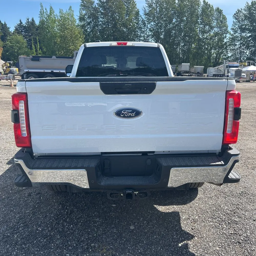 2023 Ford F-350 XLT