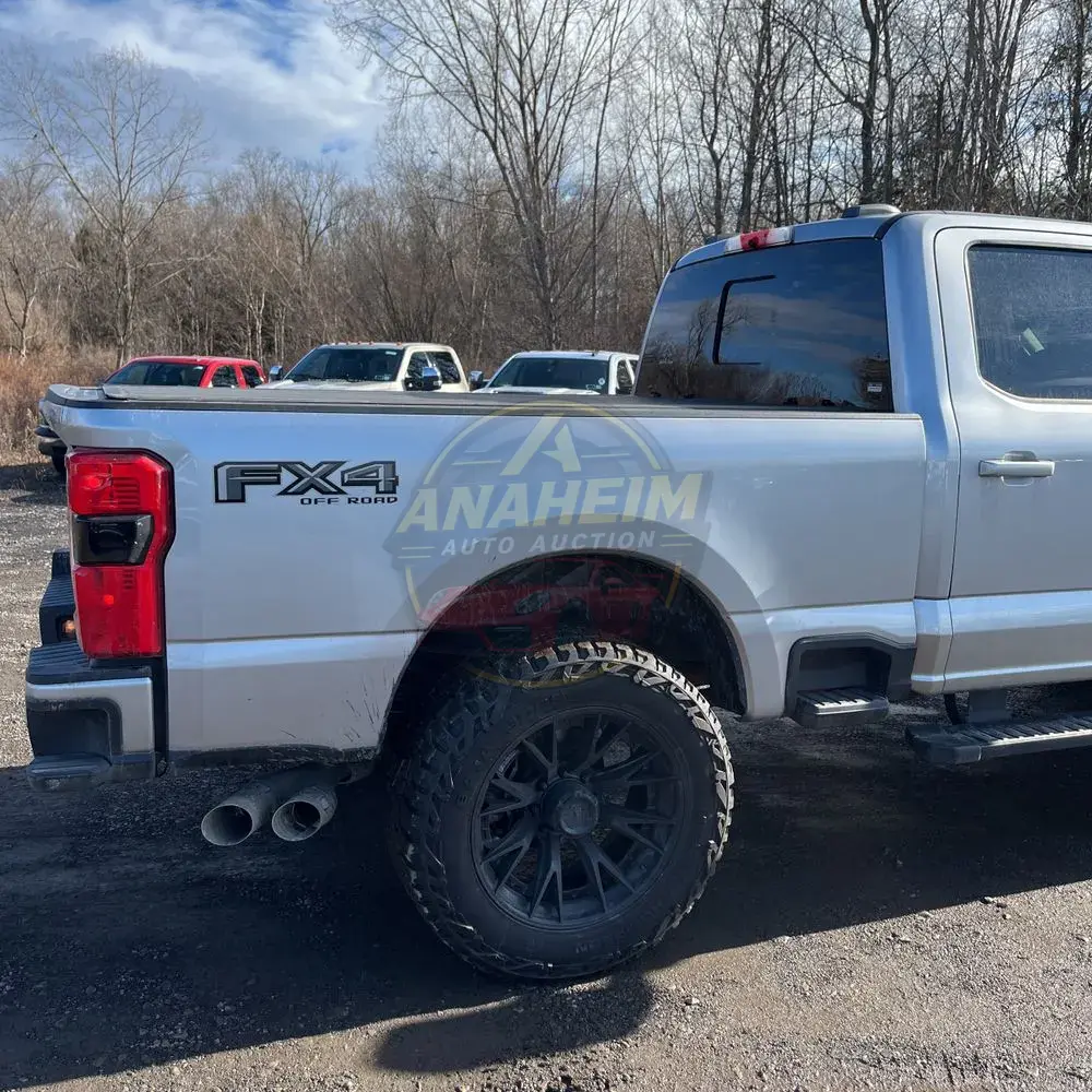 2023 Ford F-350 Super Duty Lariat