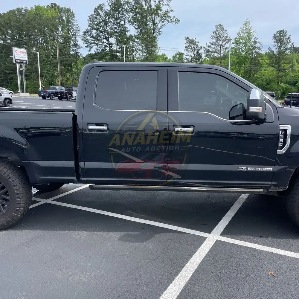 2022 Ford F-350 Super Duty Platinum