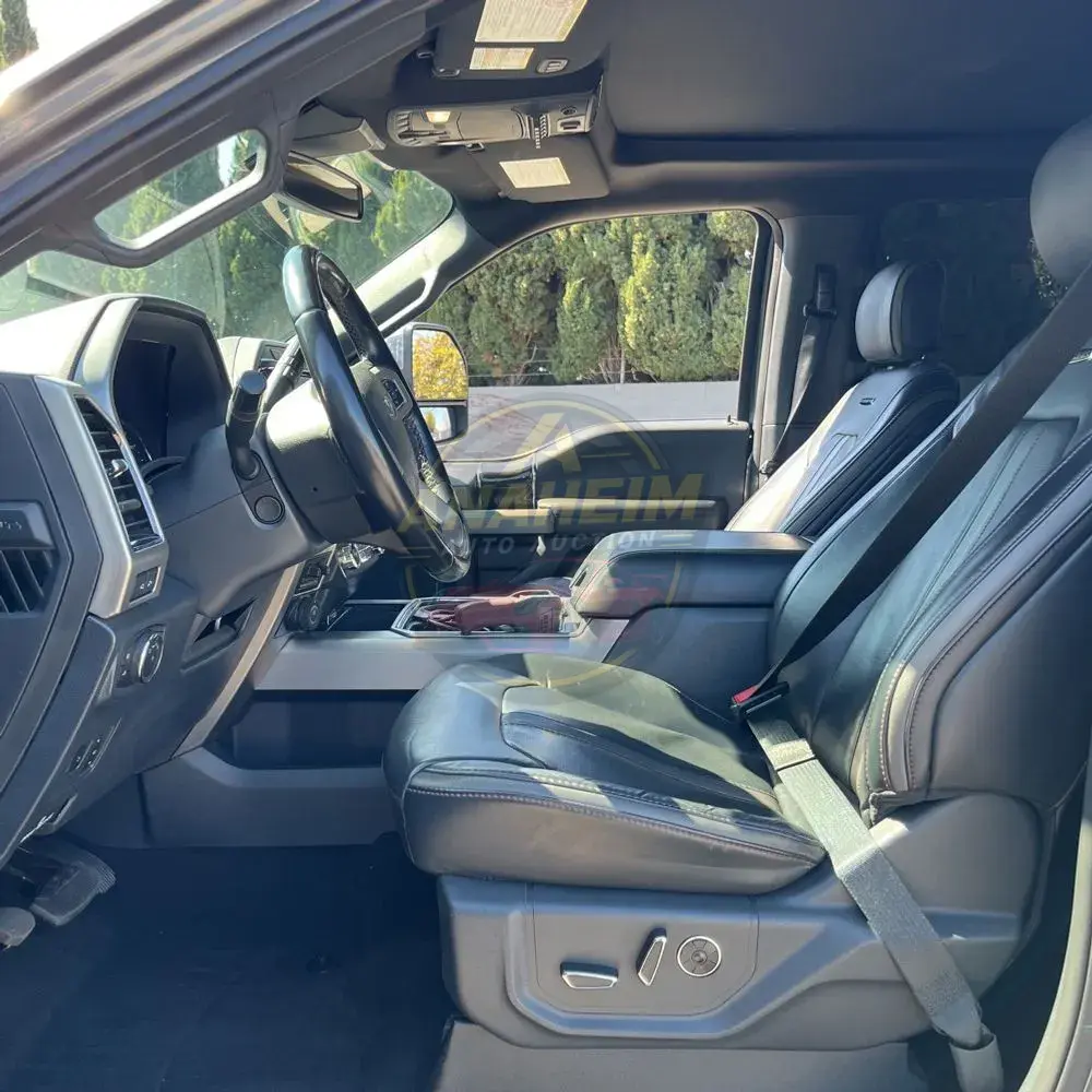 2022 Ford F-350 Super Duty Platinum
