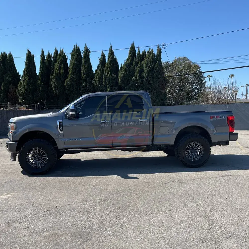 2022 Ford F-350 Super Duty Platinum